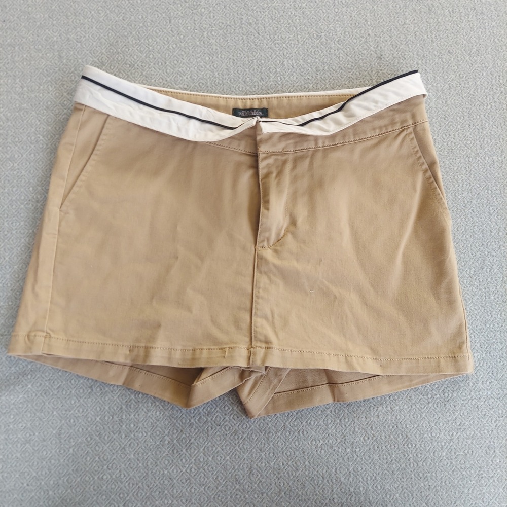 Wild Fable Shorts Womens 8 Khaki Fold Over Waistband Chino Preppy Mini Shorts